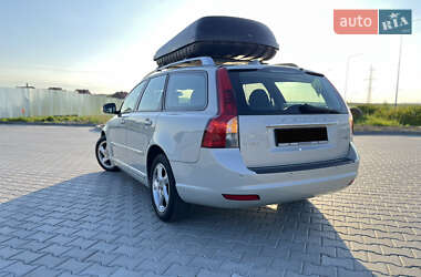 Универсал Volvo V50 2012 в 