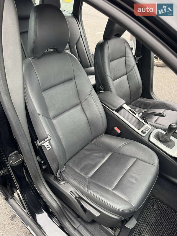 Універсал Volvo V50 2011 в Львові фото 24 Універсал Volvo V50 2011 в Львові
