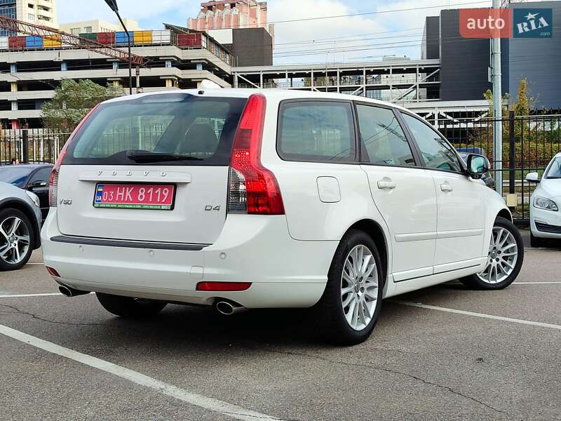 Універсал Volvo V50 2011 в Києві