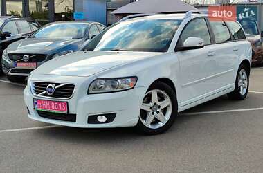 Универсал Volvo V50 2012 в Киеве
