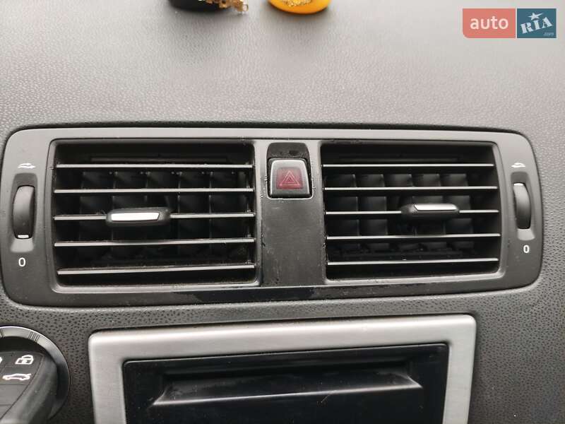 Універсал Volvo V50 2011 в Києві