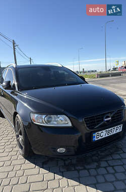 Универсал Volvo V50 2012 в 