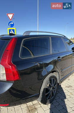 Универсал Volvo V50 2012 в 