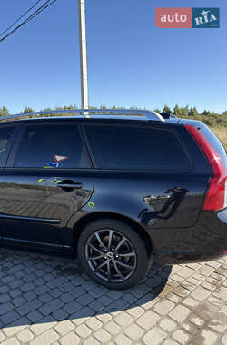 Универсал Volvo V50 2012 в 