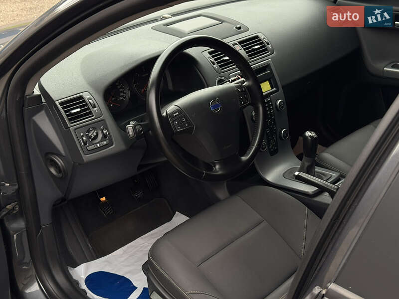 Універсал Volvo V50 2011 в Моршині
