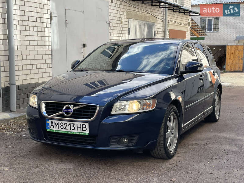 Універсал Volvo V50 2012 в Житомирі