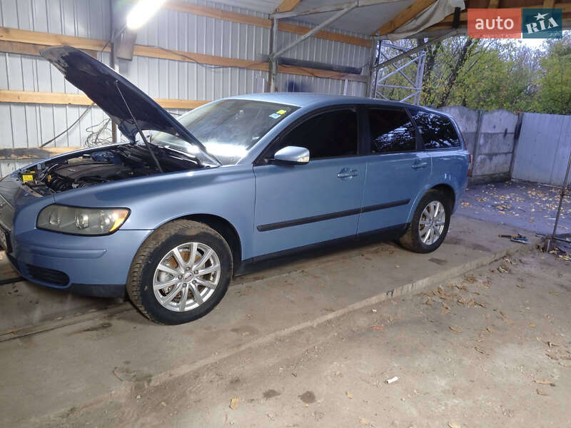 Volvo V50 2005