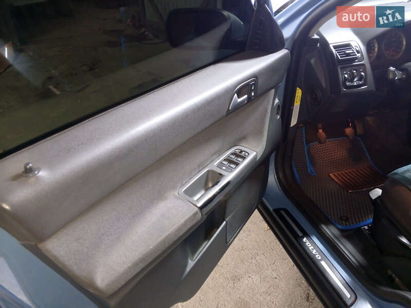 Универсал Volvo V50 2005 в Братском