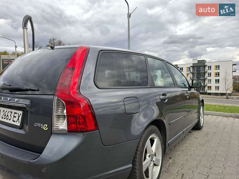 Универсал Volvo V50 2011 в Львове фото 3 Универсал Volvo V50 2011 в Львове