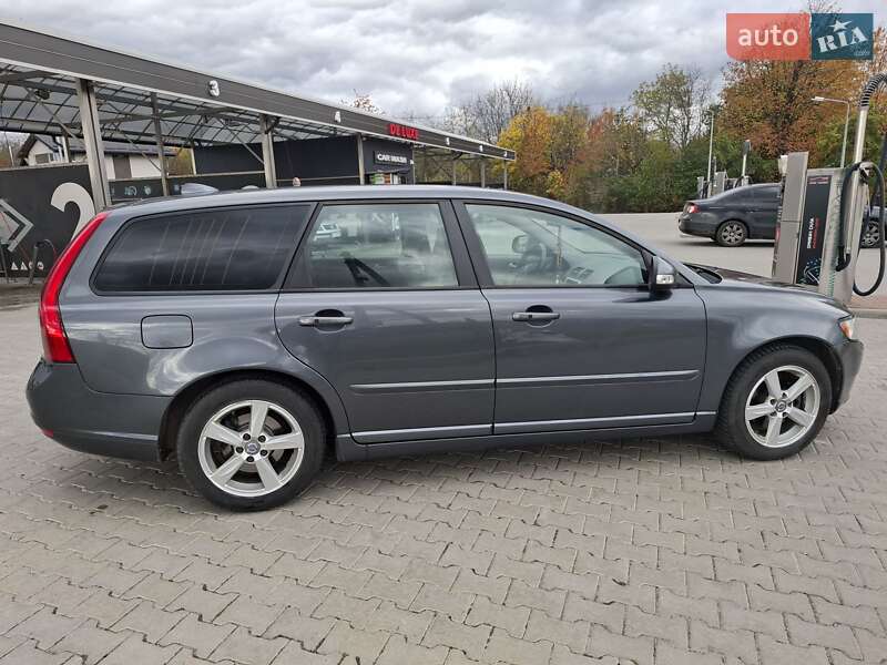 Универсал Volvo V50 2011 в Львове фото 12 Универсал Volvo V50 2011 в Львове