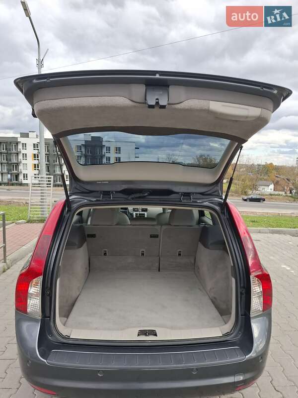 Универсал Volvo V50 2011 в Львове фото 17 Универсал Volvo V50 2011 в Львове