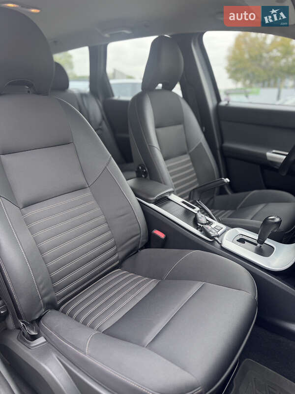 Универсал Volvo V50 2012 в Киеве фото 25 Универсал Volvo V50 2012 в Киеве