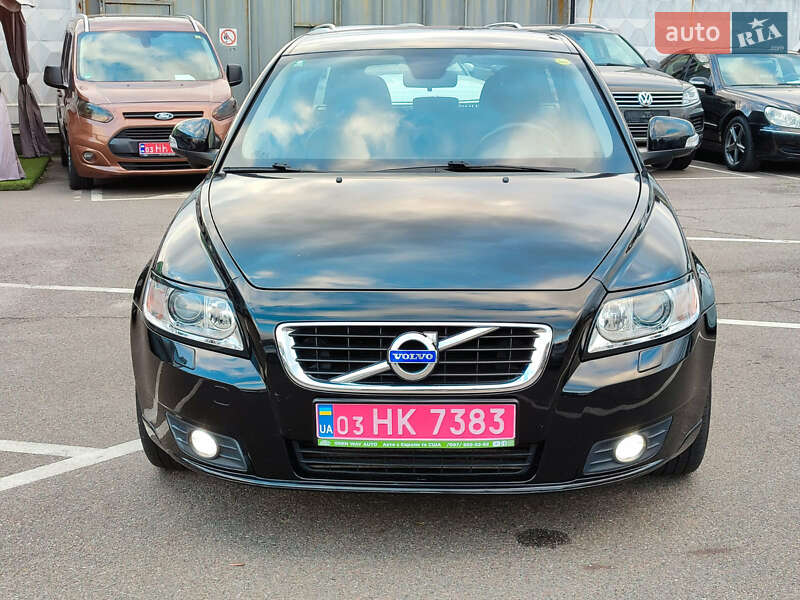 Универсал Volvo V50 2012 в Киеве фото 56 Универсал Volvo V50 2012 в Киеве