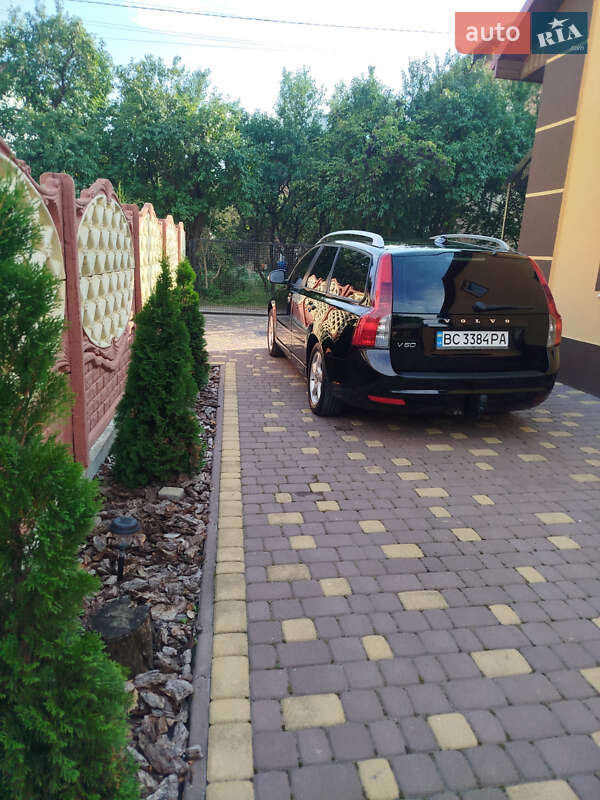 Универсал Volvo V50 2010 в Львове