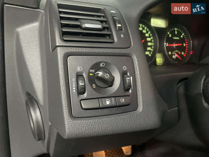 Универсал Volvo V50 2010 в Стрые фото 38 Универсал Volvo V50 2010 в Стрые