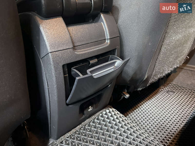 Универсал Volvo V50 2010 в Стрые фото 47 Универсал Volvo V50 2010 в Стрые