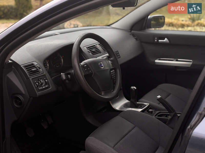 Універсал Volvo V50 2006 в Тернополі