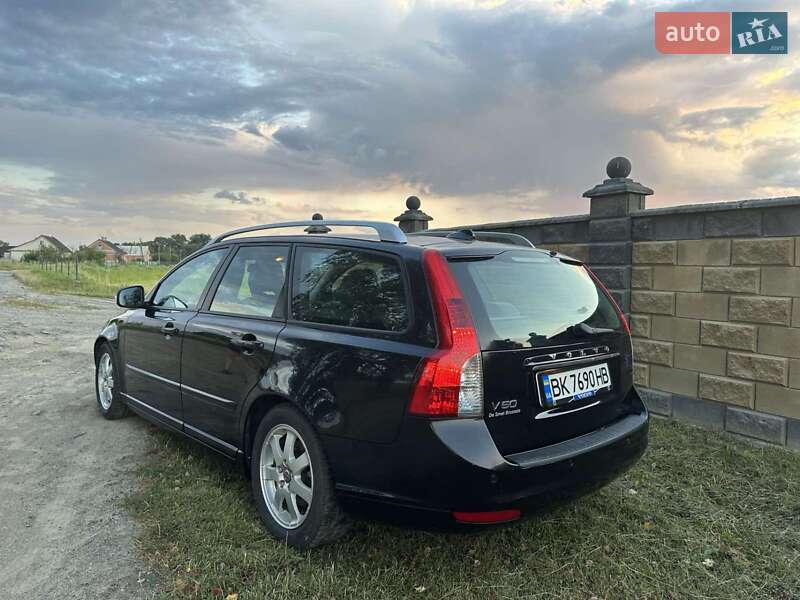 Универсал Volvo V50 2011 в Костополе фото 37 Универсал Volvo V50 2011 в Костополе