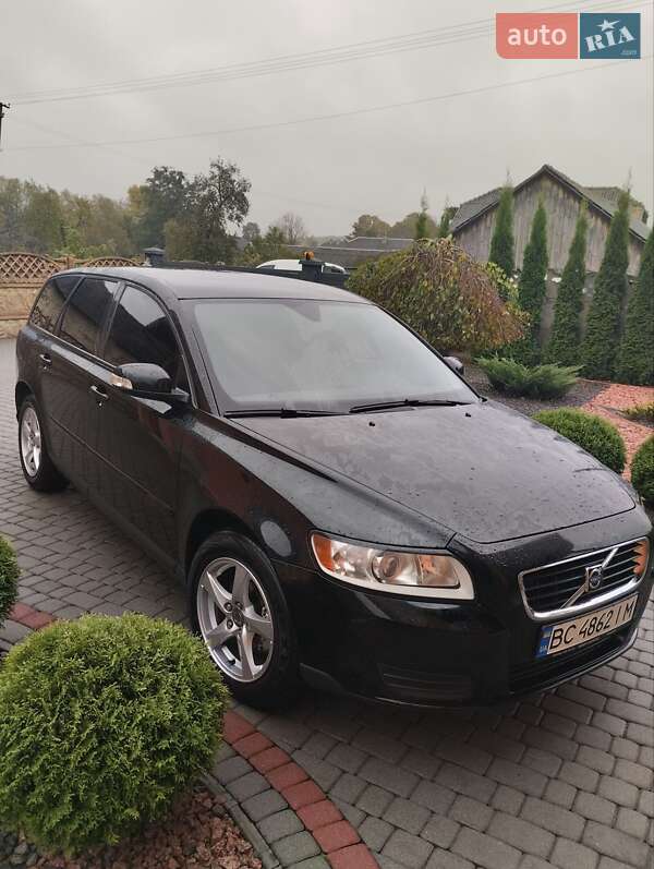 Volvo V50 2009