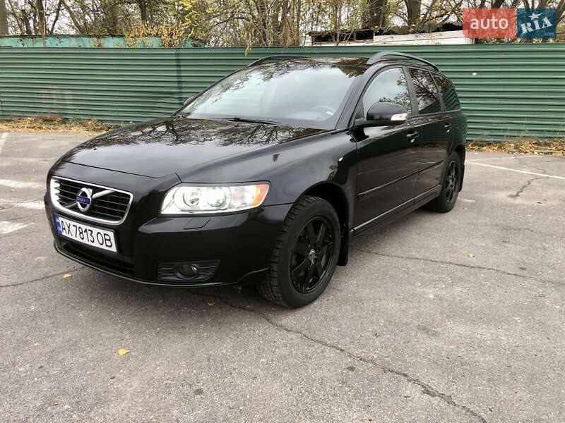 Универсал Volvo V50 2010 в Харькове