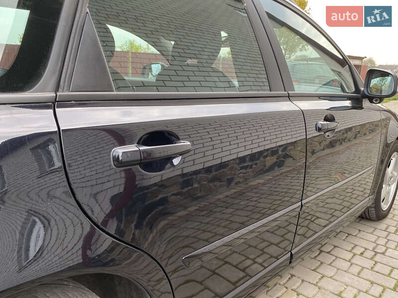 Универсал Volvo V50 2010 в Луцке фото 28 Универсал Volvo V50 2010 в Луцке