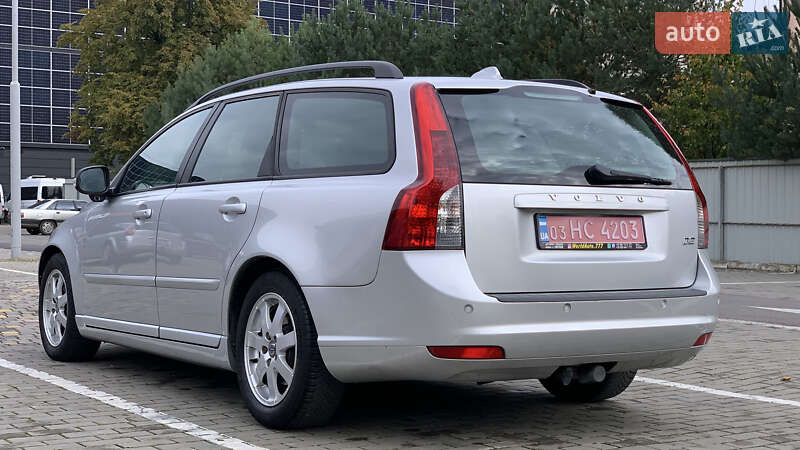 Универсал Volvo V50 2010 в Луцке фото 10 Универсал Volvo V50 2010 в Луцке