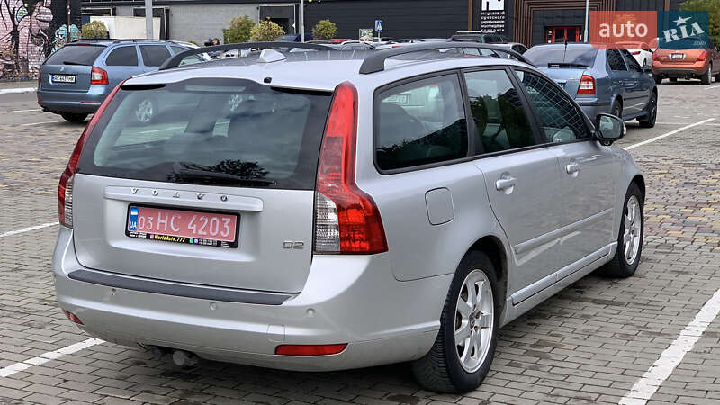 Универсал Volvo V50 2010 в Луцке фото 13 Универсал Volvo V50 2010 в Луцке