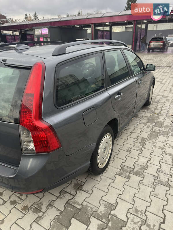 Универсал Volvo V50 2008 в Львове фото 12 Универсал Volvo V50 2008 в Львове