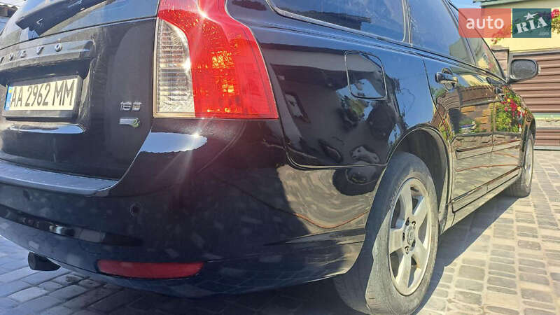 Универсал Volvo V50 2010 в Житомире