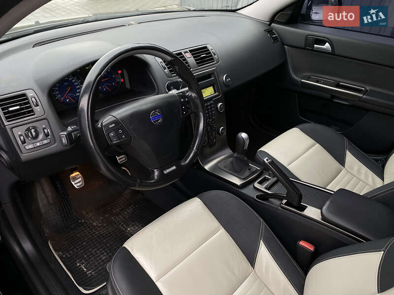 Универсал Volvo V50 2011 в Тернополе
