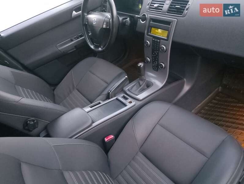 Универсал Volvo V50 2008 в Тернополе