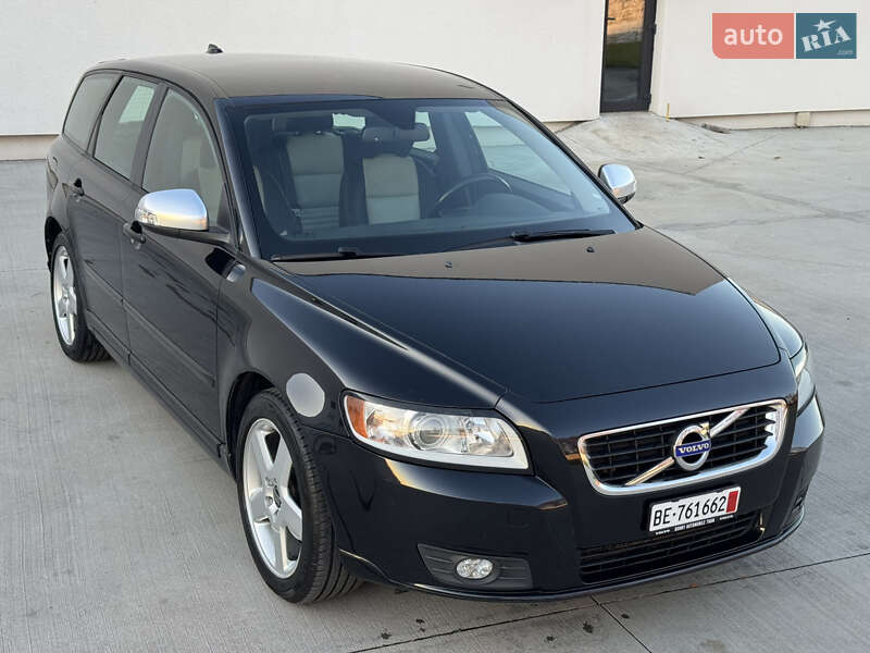 Универсал Volvo V50 2011 в Луцке фото 4 Универсал Volvo V50 2011 в Луцке