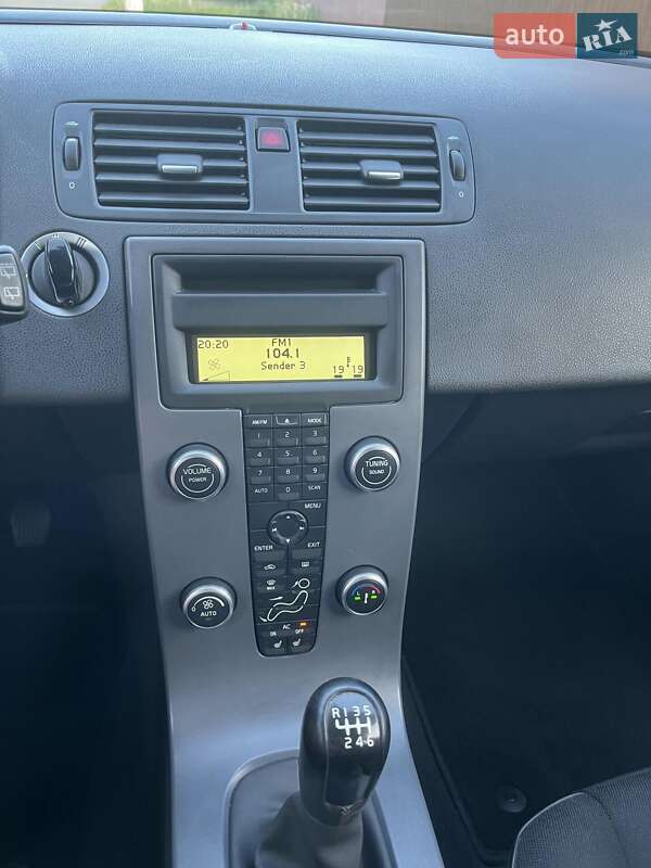 Универсал Volvo V50 2012 в Нежине фото 29 Универсал Volvo V50 2012 в Нежине