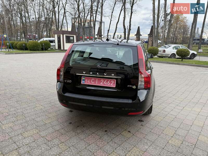 Универсал Volvo V50 2011 в Стрые фото 24 Универсал Volvo V50 2011 в Стрые