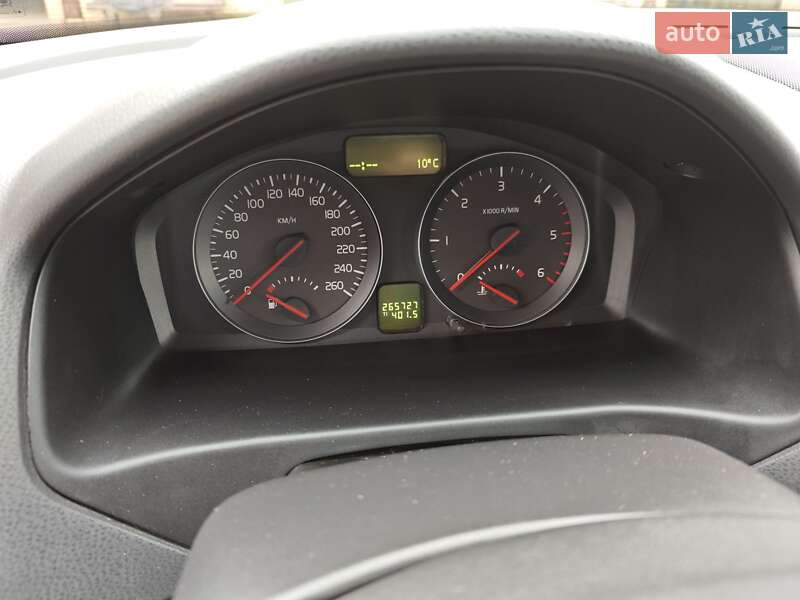 Универсал Volvo V50 2009 в Краматорске