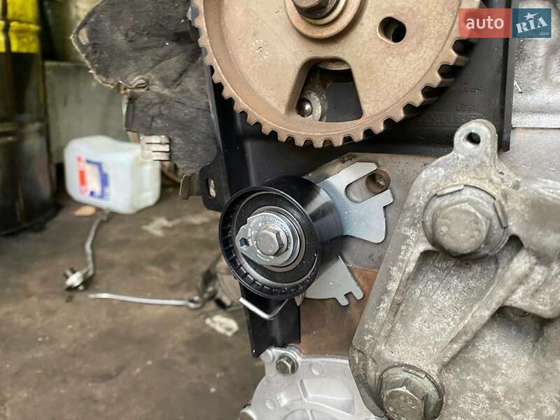 Универсал Volvo V50 2009 в Каменском фото 10 Универсал Volvo V50 2009 в Каменском