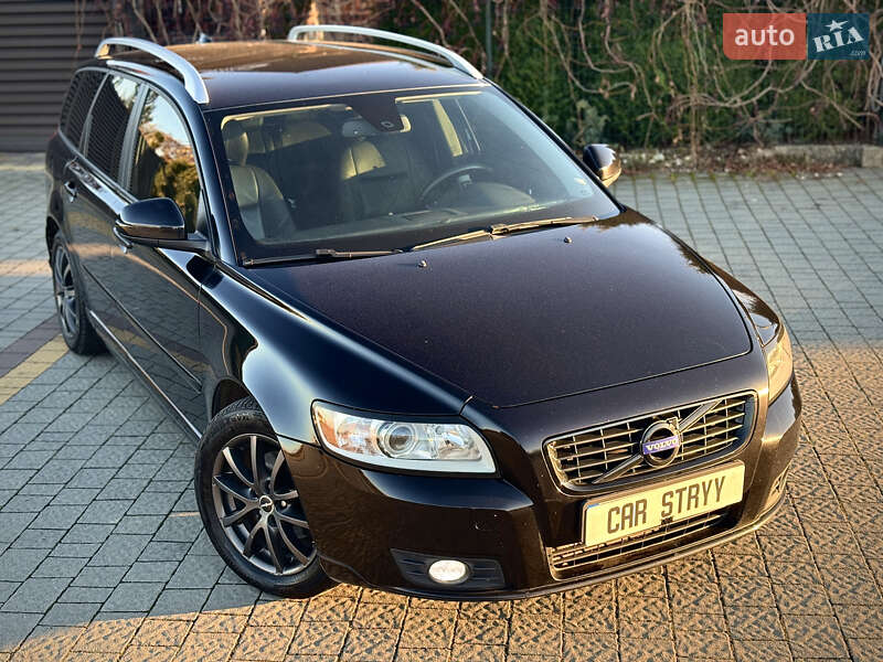 Універсал Volvo V50 2012 в Стрию