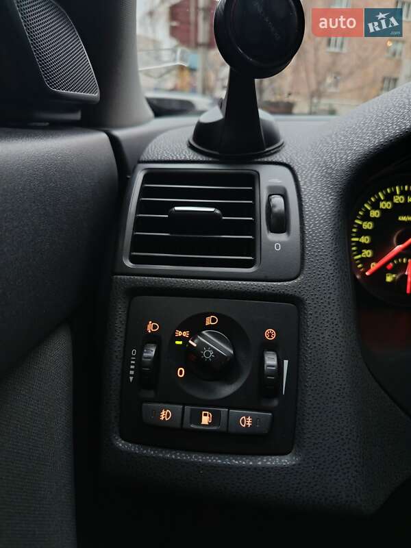 Универсал Volvo V50 2008 в Виннице фото 24 Универсал Volvo V50 2008 в Виннице