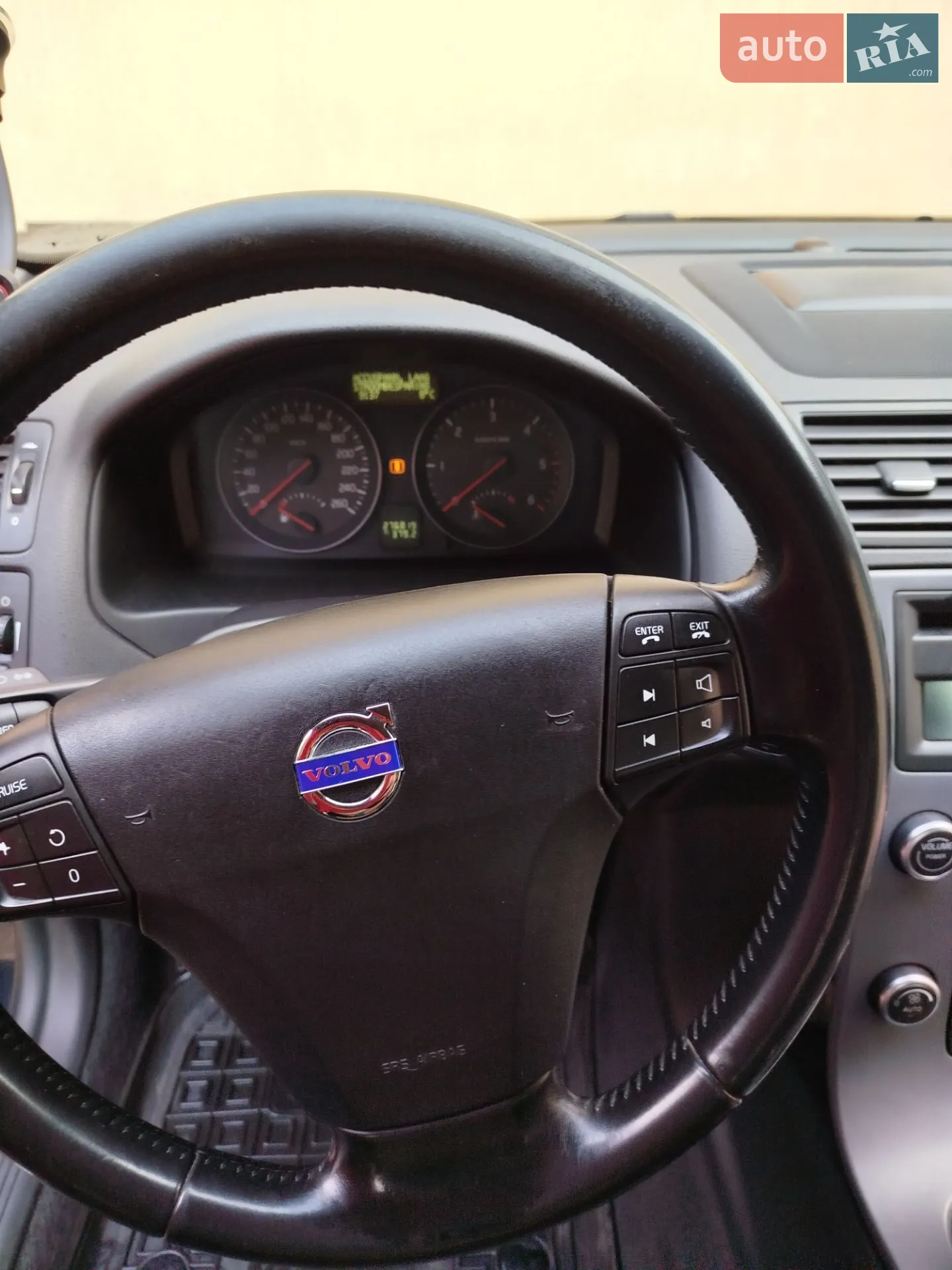 2010 Volvo V50 - мініатюра 2