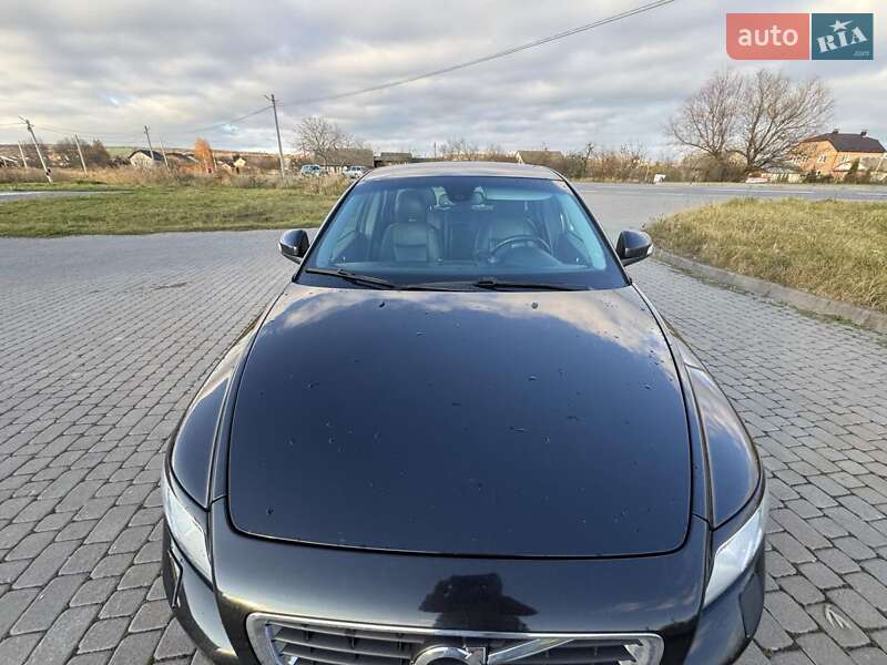 Универсал Volvo V50 2011 в Николаеве