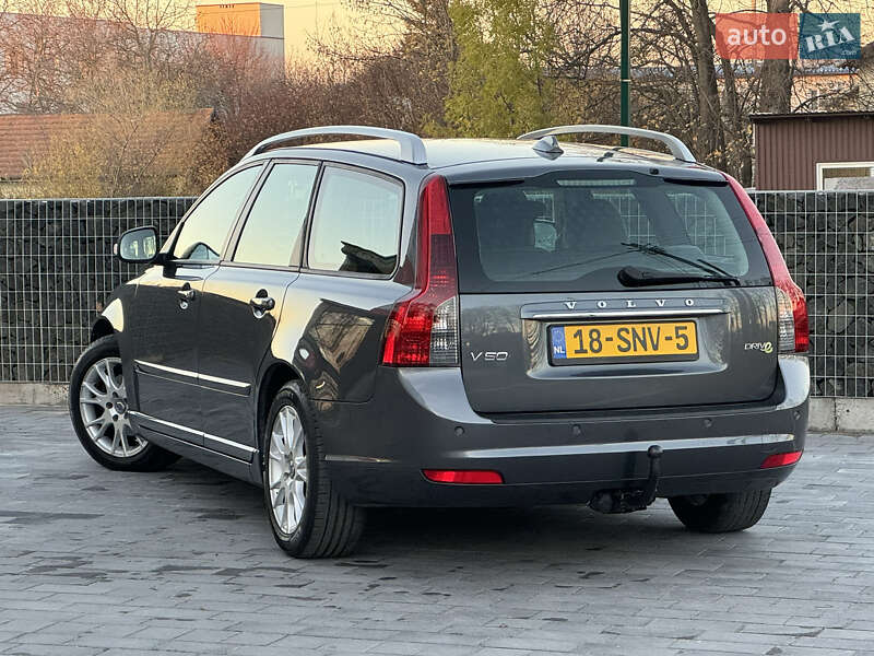 Універсал Volvo V50 2011 в Стрию