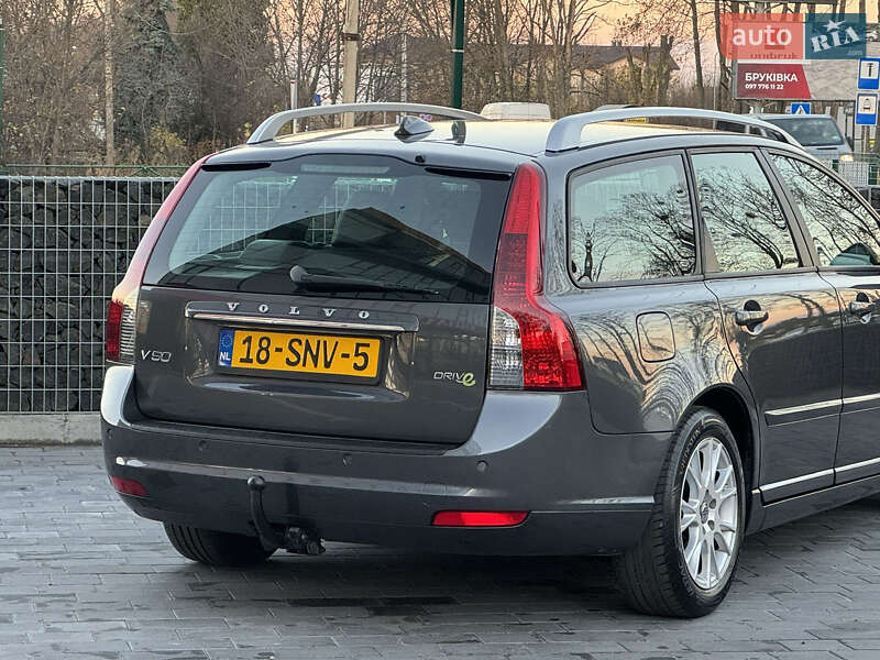 Універсал Volvo V50 2011 в Стрию