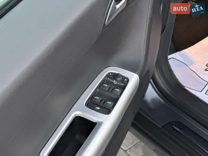 Універсал Volvo V50 2011 в Стрию