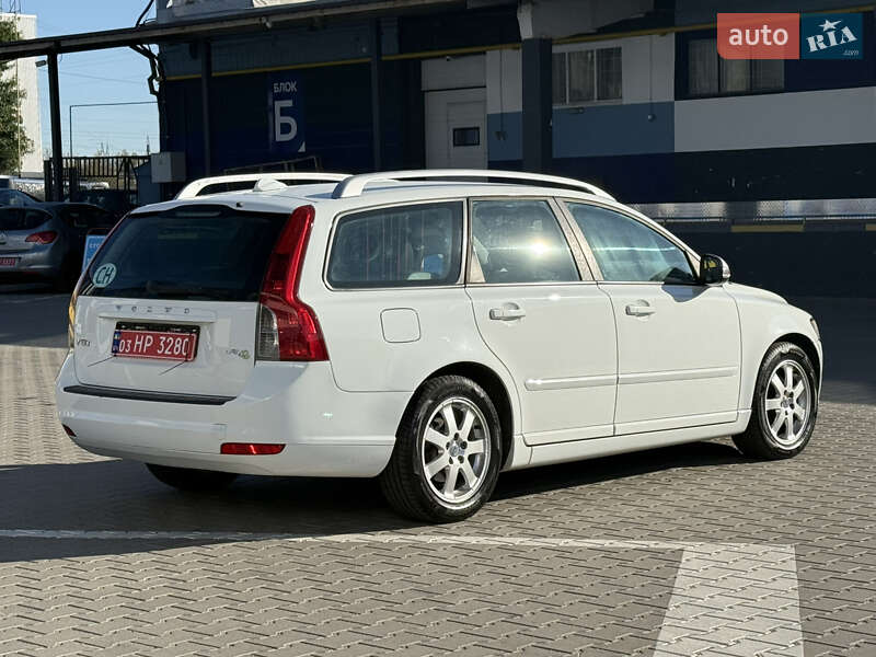 Універсал Volvo V50 2012 в Рівному