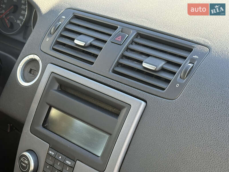 Універсал Volvo V50 2012 в Рівному