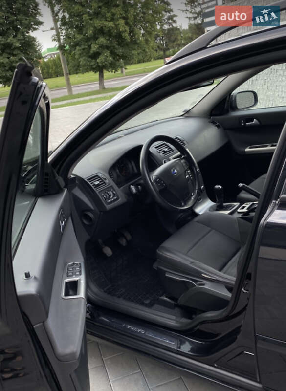 Універсал Volvo V50 2008 в Луцьку