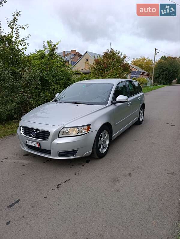 Универсал Volvo V50 2011 в Луцке