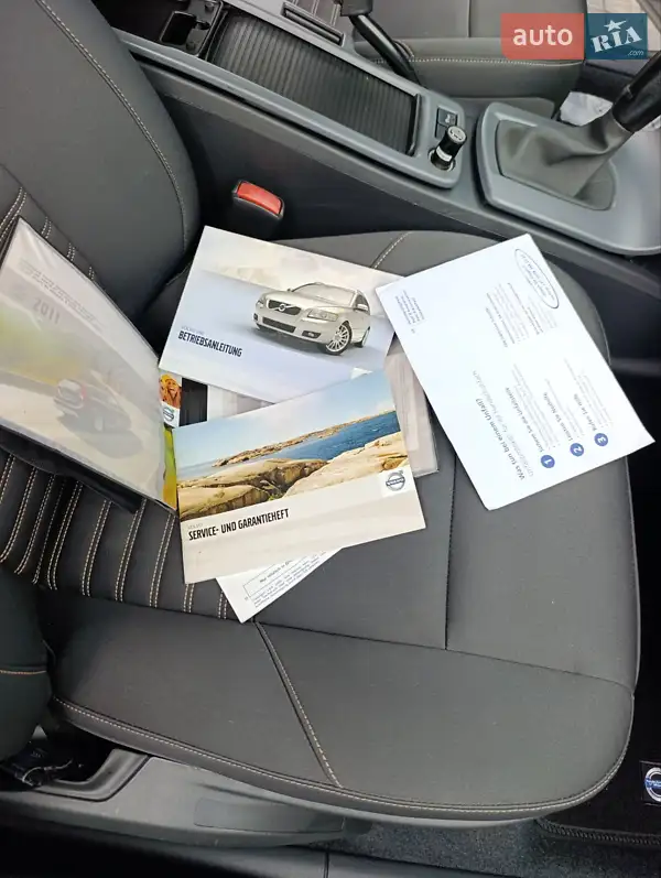Универсал Volvo V50 2011 в Луцке документ