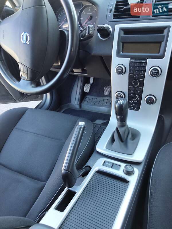 Універсал Volvo V50 2010 в Вінниці