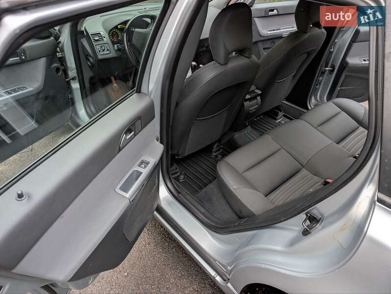 Универсал Volvo V50 2010 в Ровно фото 17 Универсал Volvo V50 2010 в Ровно